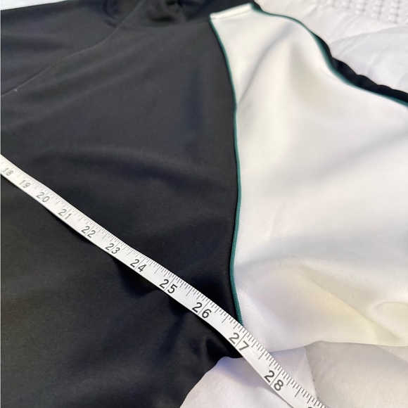 NWOT Original Use Black and White Light Jacket - Picture 6 of 7